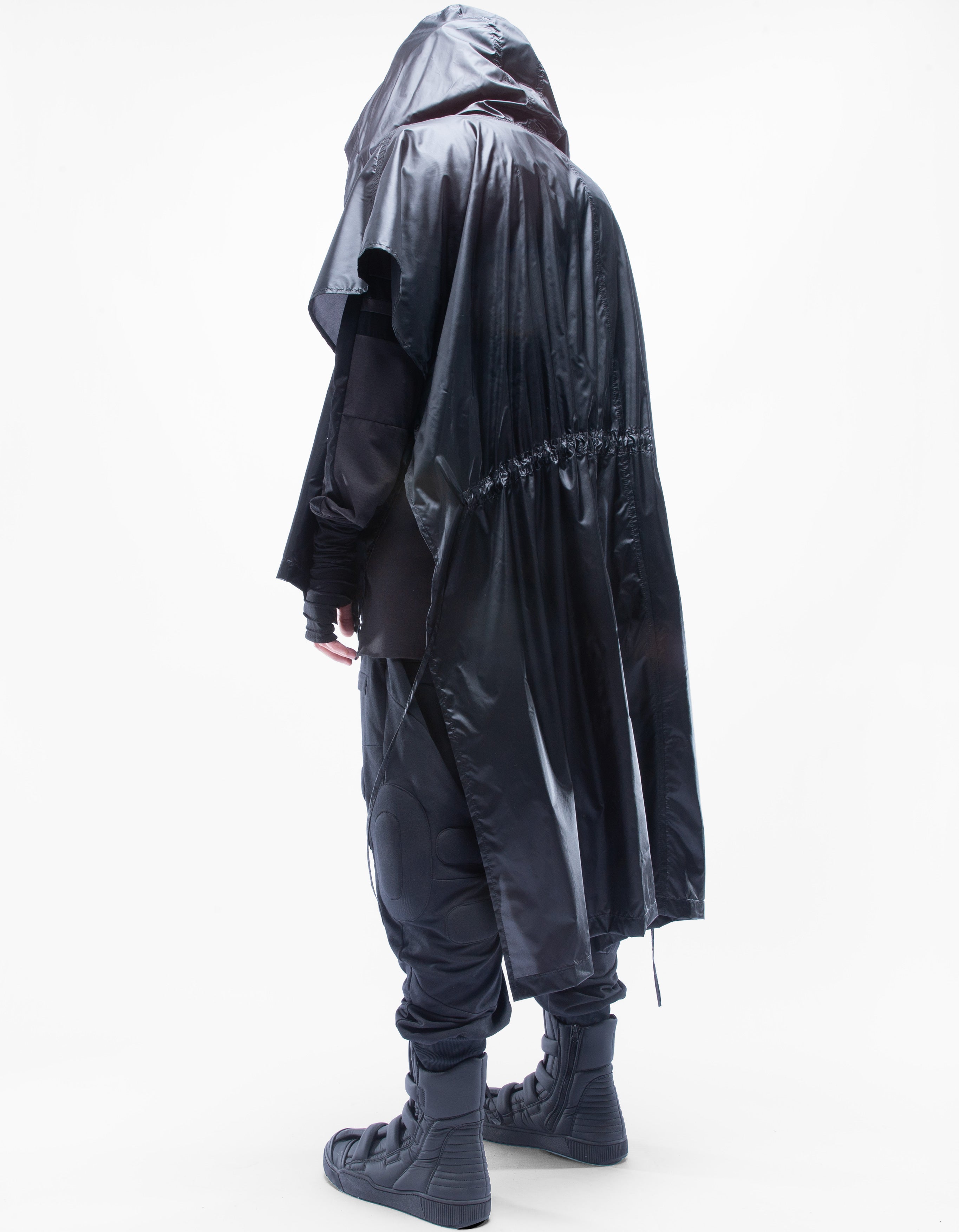 RAIN CAPE ONYX