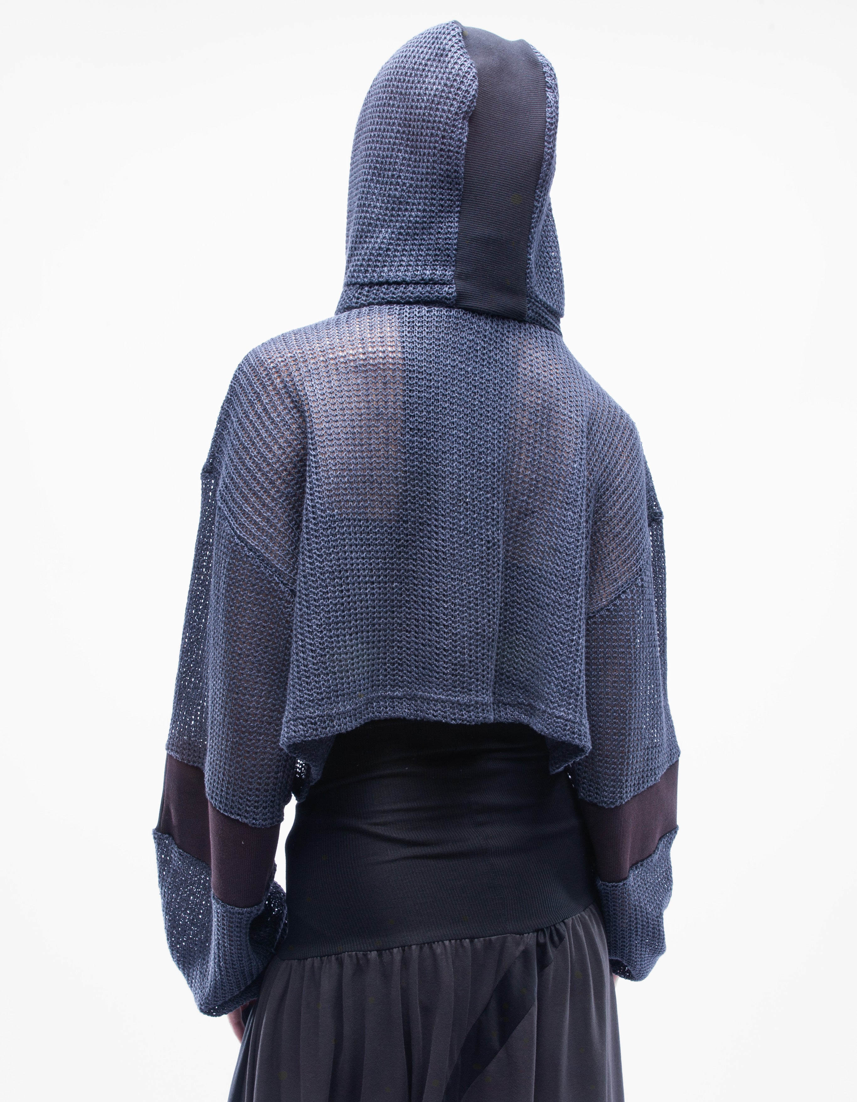 SHORT HOODY WEAVE LEAP W