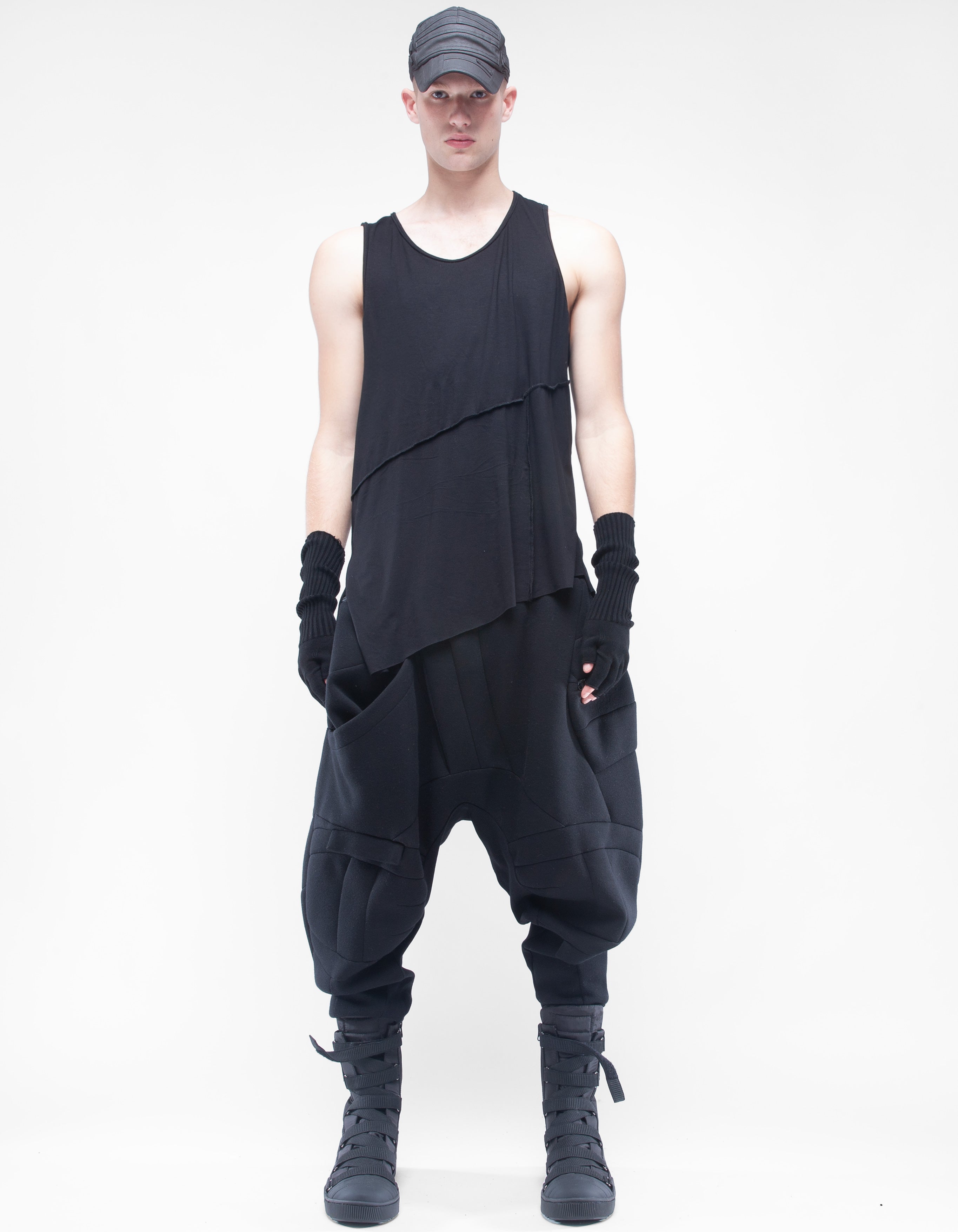 VEST EASY BLACK