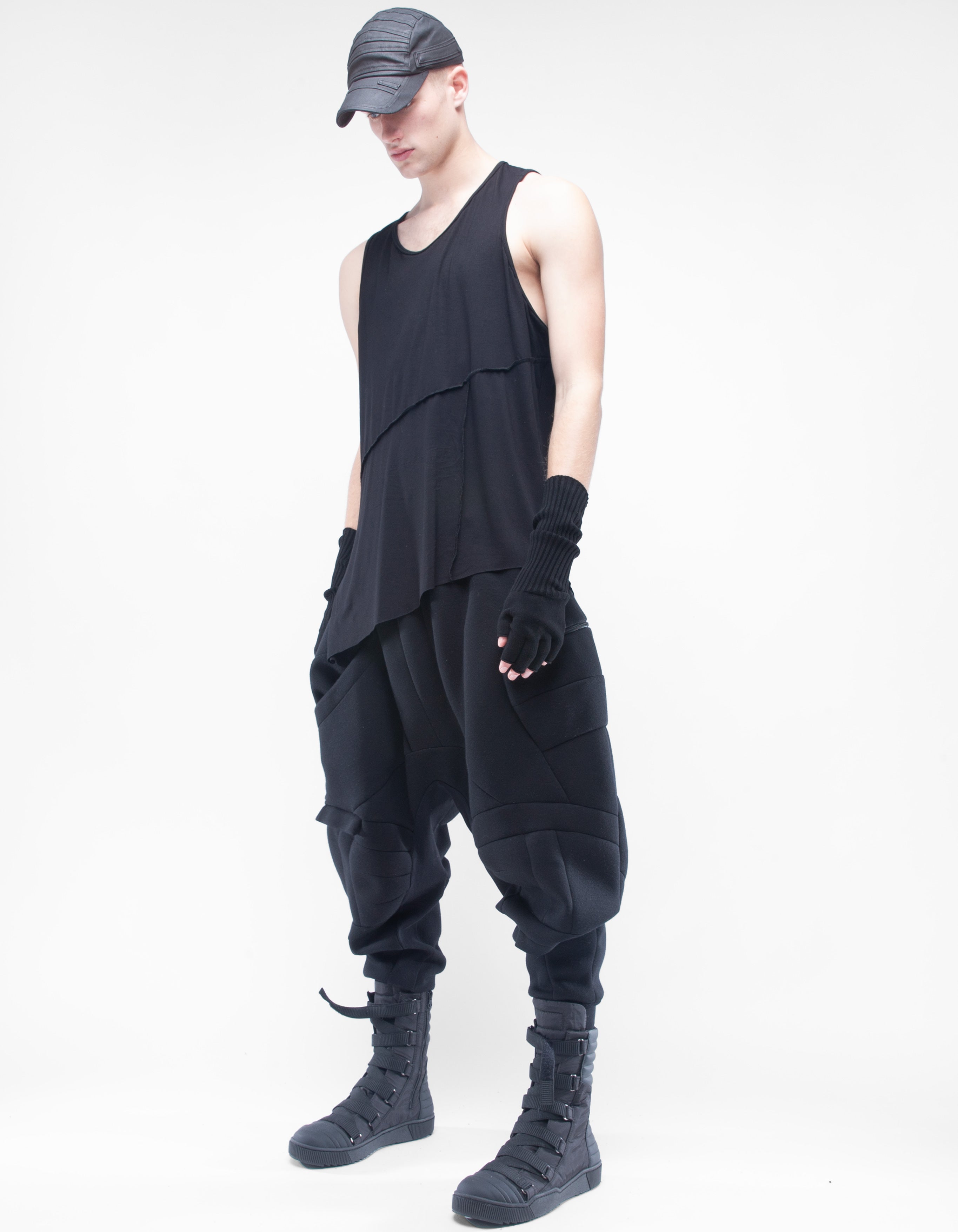 VEST EASY BLACK